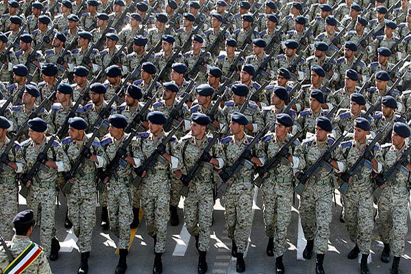 پوشش مراسم ويژه رژه ارتش جمهوری اسلامی  ایران از &laquo;شکوه اقتدار&raquo; رادیو ایران