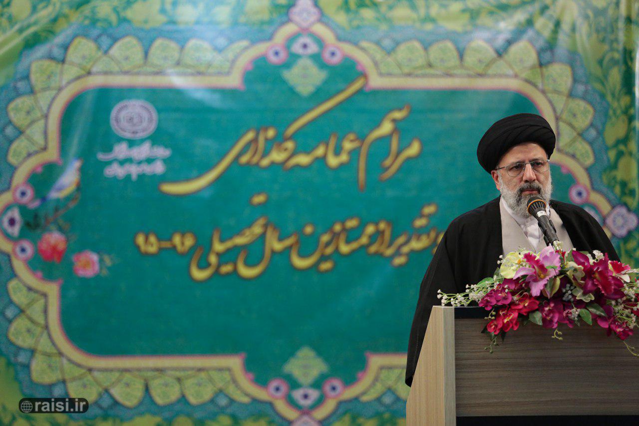 امروز سکولاریزم اجتماعی تهدید کننده جامعه ماست
