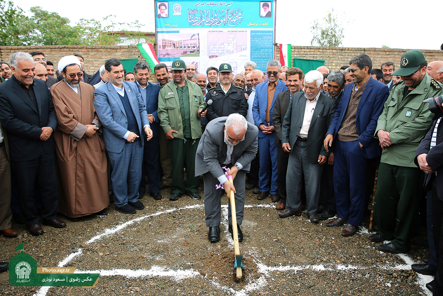 عملیات اجرایی ٢ پروژه عظیم در انابد و رشتخوار آغاز شد