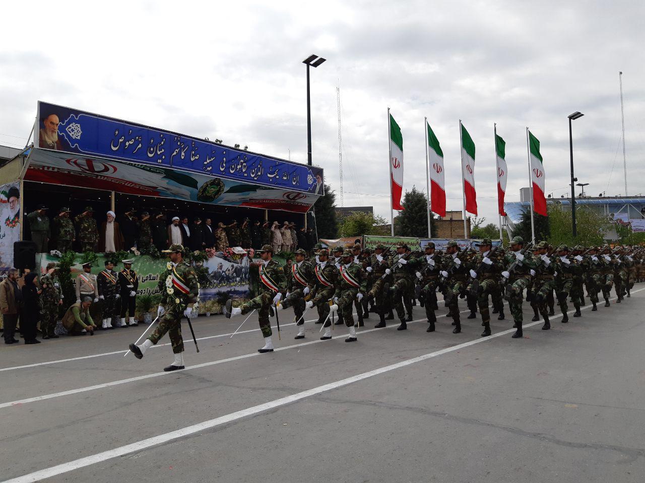 نمایش اقتداریگان&zwnj;های نمونه ارتش جمهوری اسلامی در خراسان رضوی