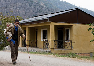افتتاح  واحد مسکونی روستایی در گلستان