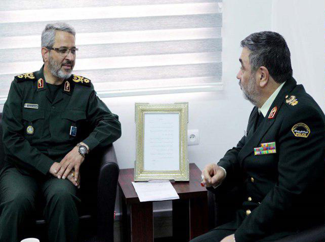 فرمانده نیروی انتظامی فرا رسیدن روز پاسدار را تبریک گفت فرمانده نیروی انتظامی فرا رسیدن روز پاسدار را تبریک گفت