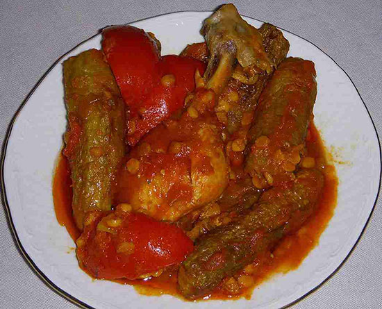 طرز تهیه خورشت کدو با مرغ