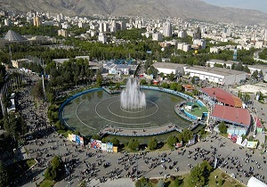 باید مشخص شود چه کسانی مجوز برگزاری نمایشگاه خودرو در تهران را صادر کرده&zwnj;اند