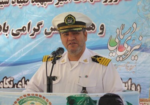 برگزاری مراسم غبار روبی گلزار شهدا به مناسبت روز ارتش جمهوری اسلامی ایران در خرمشهر