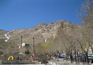 حضور ۱۰۰ هزار زائر در بقاع متبرکه چهارمحال و بختیاری