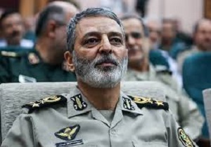 حضور فرمانده کل ارتش جمهوری اسلامی ایران در ابادان