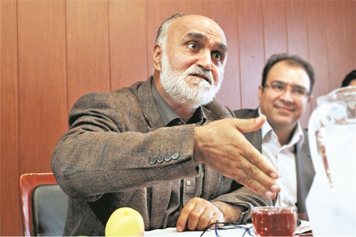 اولیایی:مدیرعامل استقلال حرف نزند بهتر است/مقصر گرانی دلار کی روش، برانکو و شفر نیستند اولیایی:مدیرعامل استقلال حرف نزند بهتر است/مقصر گرانی دلار کی روش، برانکو و شفر نیستند