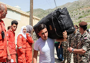 بازگشت گروهی از آوارگان سوری به کشورشان + فیلم