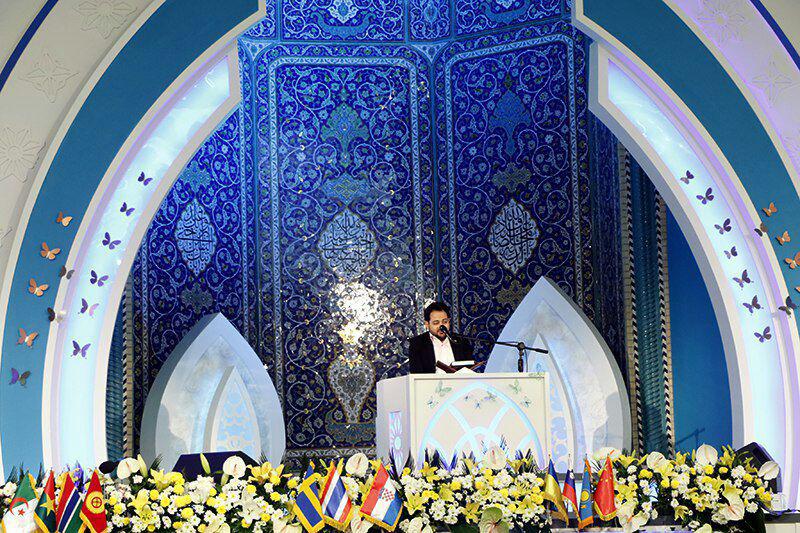 حضور 2 قاری نابینای ایرانی در جمع 32 نفره قاریان بین المللی مسابقات قرآن
