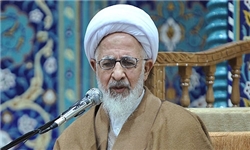 قرآن کریم مصون از جعل است/ مکتب قرآن همواره پیروز و ظفرمند است