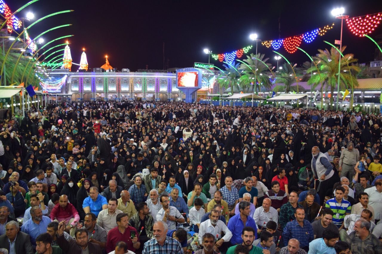 تصاویر جشن ولادت امام حسین (ع)در بین الحرمین