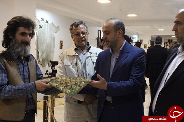 گشایش نمایشگاه توانمندی وکارآفرینی درنگارخانه تفرجگاه عون بن علی تبریز
