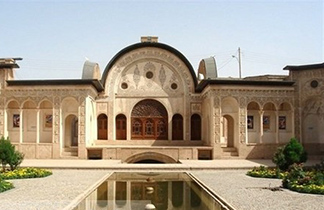 خانه طباطبایی کاشان میزبان مسافران نوروزی است