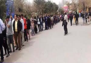 انتظار طولانی شهروندان برای دیدن غار علیصدر + فیلم