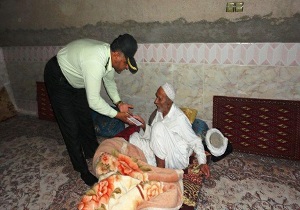 دیدار با خانواده شهداء یک توفیق الهی است