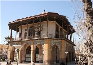 نگاهی به کاخ موزه چهلستون قزوین (کلاه فرنگی)