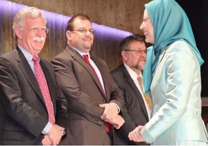 رشوه گروهک منافقین به بولتون برای تغییر نظام در ایران