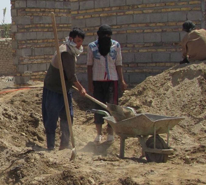 خدمات رسانی گروه جهادی استان البرز در چاروسا