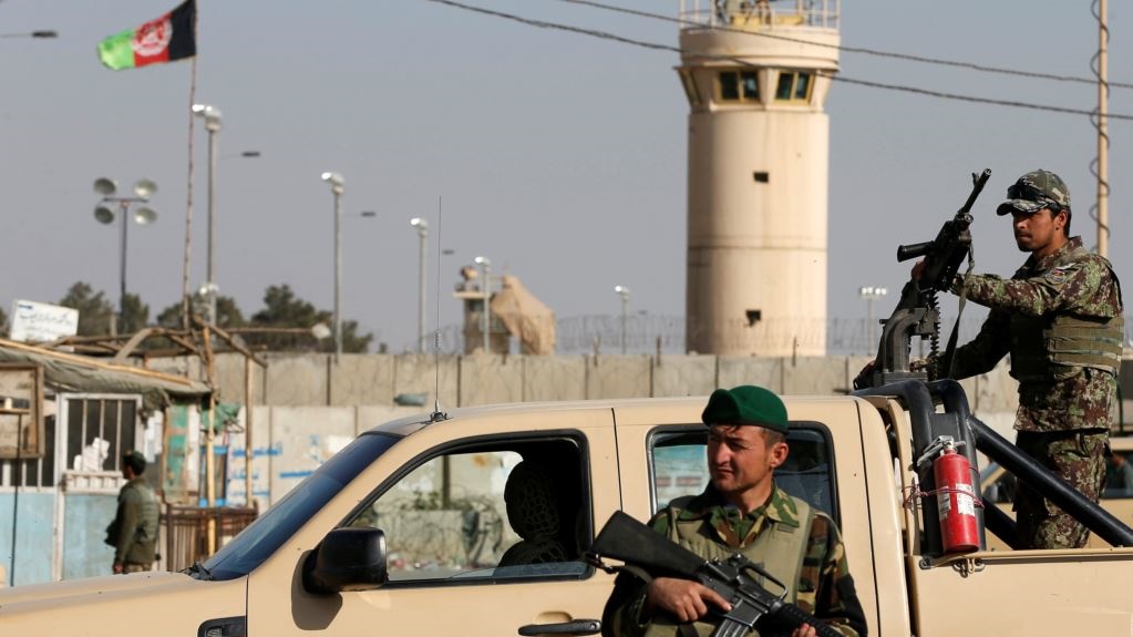 تخریب گمرک طالبان در فراه توسط ارتش افغانستان