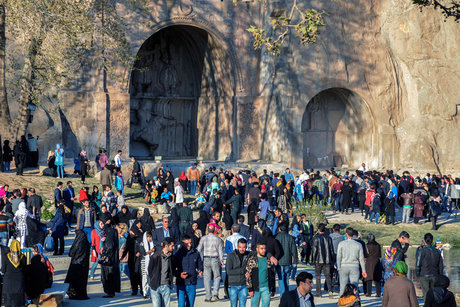 اقامت ۱۵۱ هزار میهمان نوروزی در استان کرمانشاه