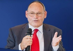 مقام انگلیسی: روابط خوب روسیه با ایران، به انگلیس برای آزادی نیروهایش در این کشور کمک کرد