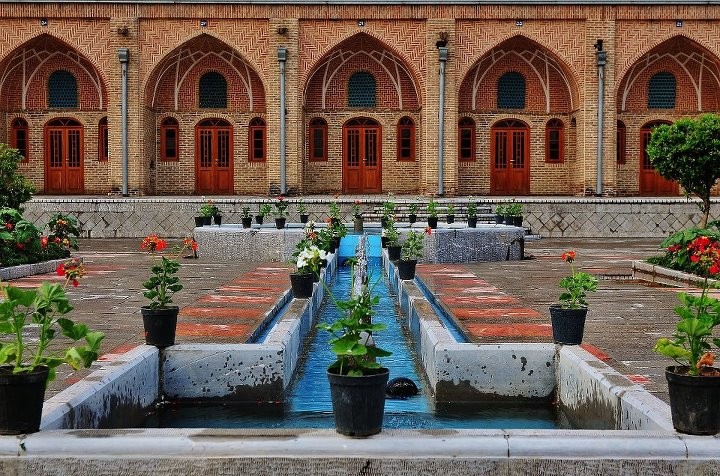 لزوم بهره مندی از ظرفیت رسانه ها برای معرفی جاذبه های گردشگری شهر تهران/اقدامات ارزشمند ستاد گردشگری شهرداری تهران برای معرفی ظرفیت های دیدنی تهران