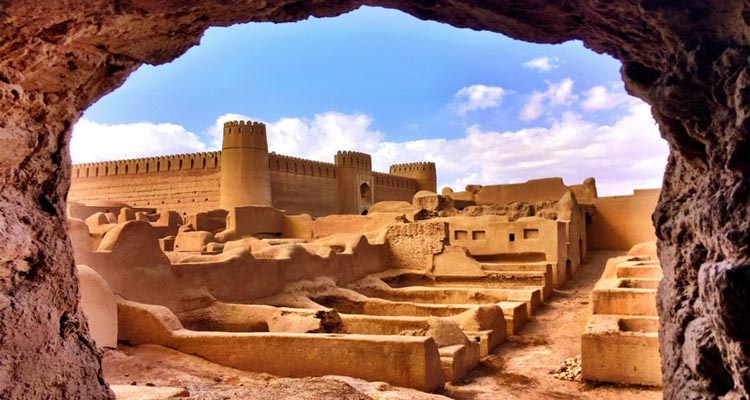 تامین امنیت کامل گردشگران در استان کرمان