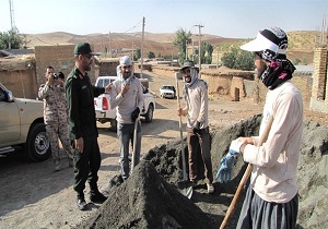 حضور گروه های جهادی خانوادگی قرارگاه امام رضا (ع) در کرمانشاه