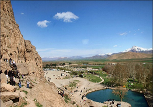 نمایشگاه "بلوط" در محوطه جهانی بیستون برپا می‌شود