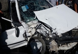 مصدوم شدن 6 نفر بر اثر برخورد پراید با خودروی اروندی