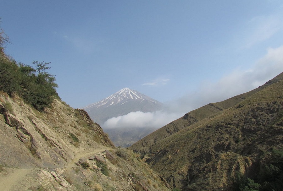 ۱۲ واقعیت جالب و خواندنی در مورد کوه دماوند؛ مظهر پایداری در ایران