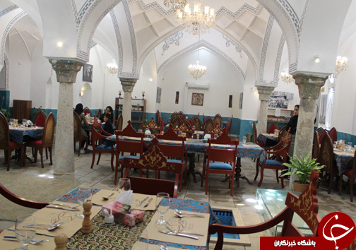 بازدید گردشگران نوروز از حمام گپ خرم آباد به روایت تصویر بازدید گردشگران نوروز از حمام گپ خرم آباد به روایت تصویر