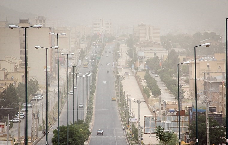 افزایش غلظت گرد و غبار در ایلام افزایش غلظت گرد و غبار در ایلام
