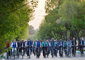 همایش‌های دوچرخه سواری پنجشنبه‌های یزد به ایستگاه ۹۷ رسید