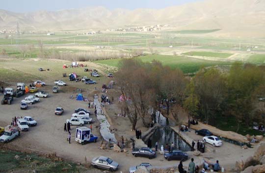 چشمه وقت و ساعت از مناظر زیبای شگفت انگیز چشمه وقت و ساعت از مناظر زیبای شگفت انگیز