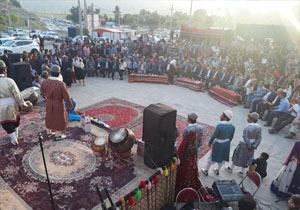 برگزاری جشن نوروزی در چرام