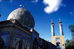 ۴۰ هزار مسافر نوروزی مهمان بقاع متبرکه استان زنجان