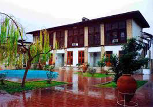دو خانه با دو سرنوشت در مازندران