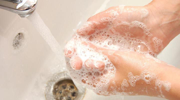 چگونه وسواس شستشو را درمان کنیم؟
