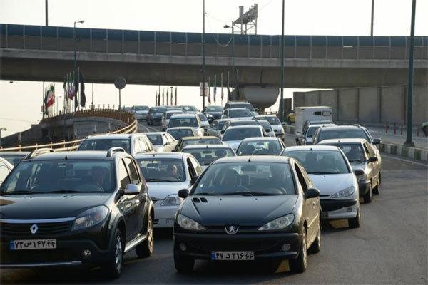 ترافیک صبحگاهی معابر تهران در نخستین روز زمستان
