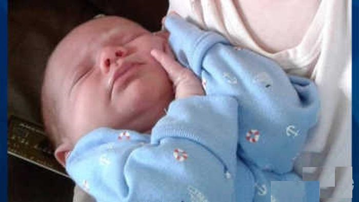 فرو کردن دستمال در گلوی نوزاد ۲ ماهه به دست پرستار بی اعصاب