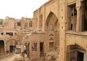 زنگ خطر تخریب در بناهای تاریخی دزفول به گوش می رسد/لزوم آغاز عملیات مرمت و بازسازی این بناها