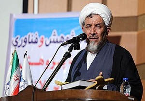دانشگاه‌ها درباره آسیب‌های اجتماعی نگاه پژوهشی داشته باشند