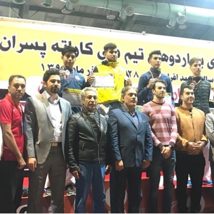 ۴ نشان رنگارنگ فارس در انتخابی تیم ملی کاراته امید