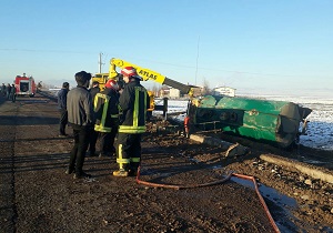 واژگونی تانکر حامل بنزین در جاده اردبیل مغان حادثه آفرید
