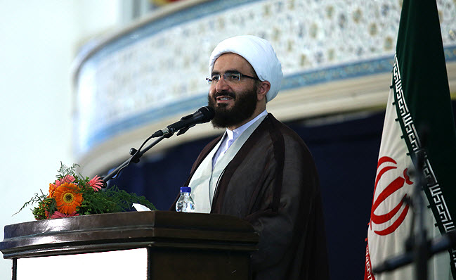 استقبال کاربران از جوانگرایی در نمازجمعه ی تهران +تصاویر