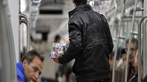 فرهنگ&zwnj;سازی تنها راهکار برخورد با دستفروشی در مترو