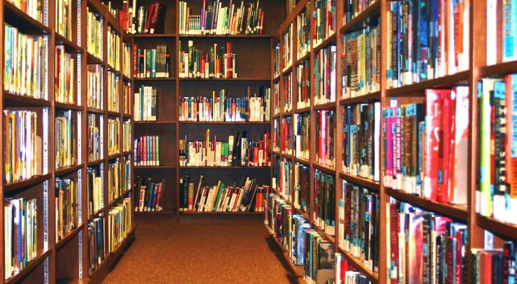 جولان هرزآموزان تحصیلی بین دانش&zwnj;آموزان/ حذف کتاب&zwnj;های کمک درسی؛ مسکن یا مرهم نظام آموزشی؟