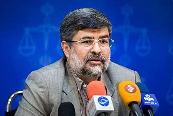 قول مساعد آقای مدیر برای پرداخت حقوق کارگران/ زمستان بیدار، فرصتی ایده&zwnj;آل در صنعت گردشگری/ تهدید چراغ&zwnj;های نفتی در سیستان و بلوچستان